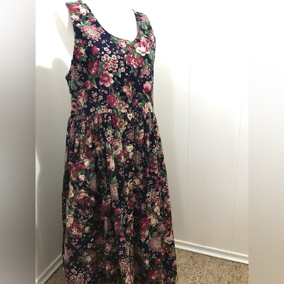 Vintage Floral Dress by DOGWOOD LANE Size Medium - Picture 10 of 16